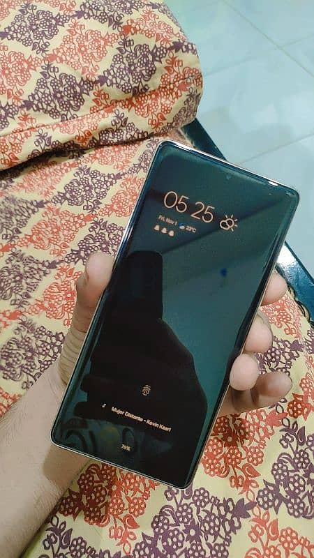 Google Pixel 7 pro 128gb Hazel Colour Condition 10/10. 5