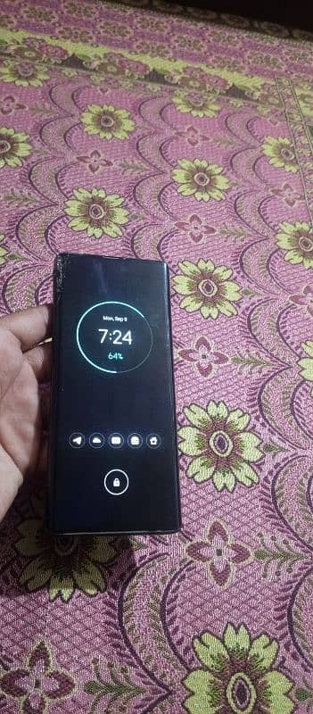 Motorola Edge 2020 For Sale Urgent 5