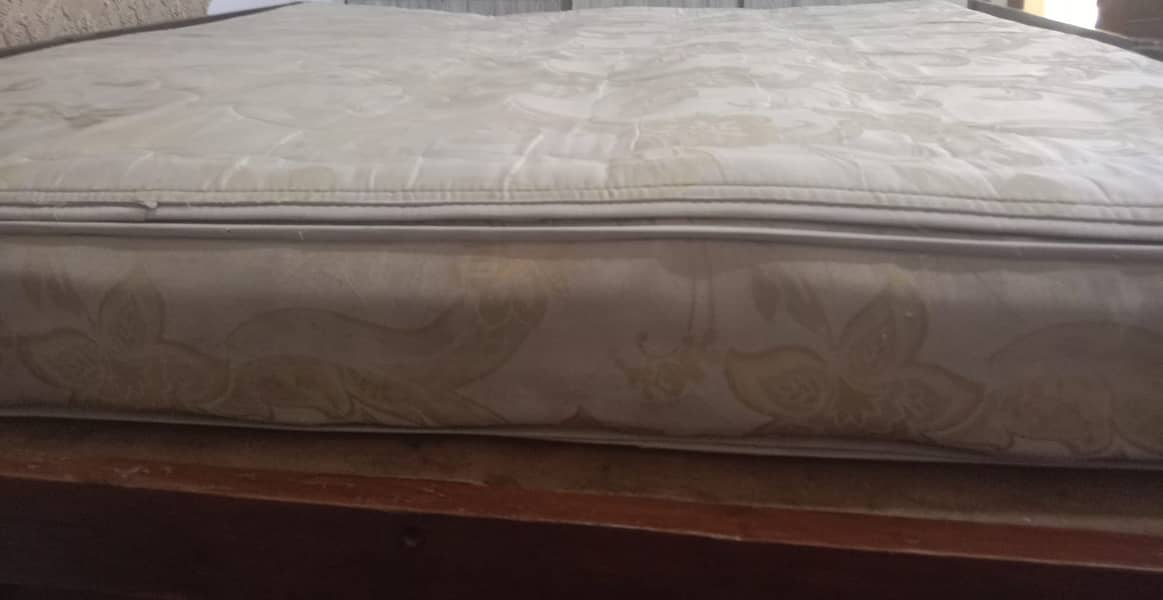 9 inch spring Mattress comfortable 1