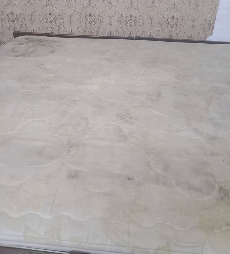 9 inch spring Mattress comfortable 2