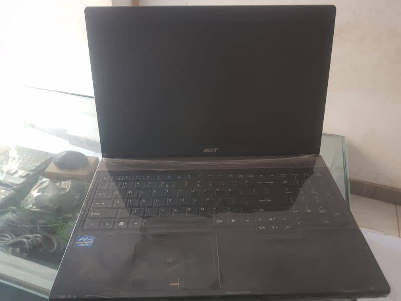 acer i5 2 ganrastion 9