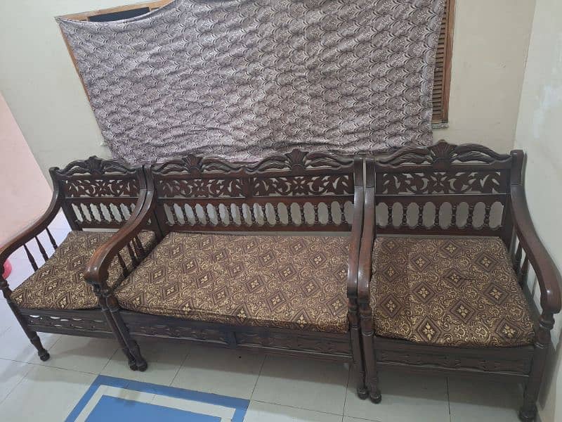 Good condition bed or sofa for sale Good  condition main hain 3