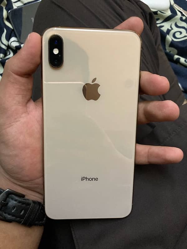 IPHONE XS MAX 1