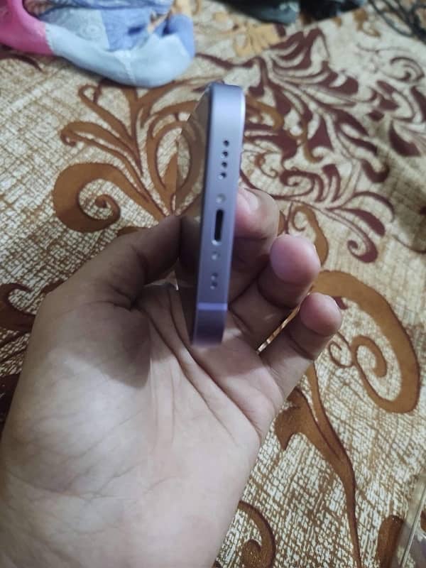 iphone 12 mini 4