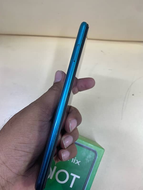 infinix hot 10 4/64 3