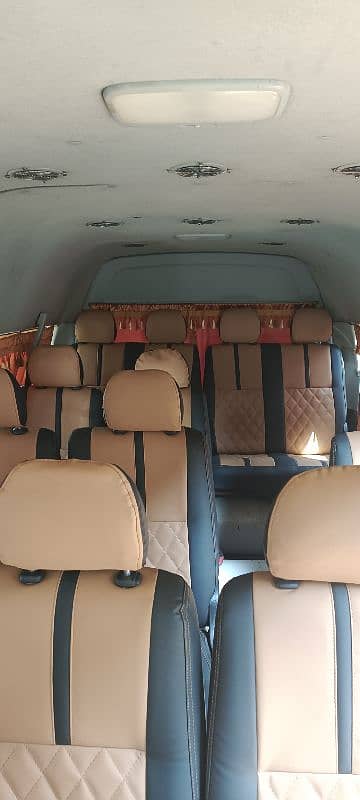 toyota hiace 2013. reg2016 1