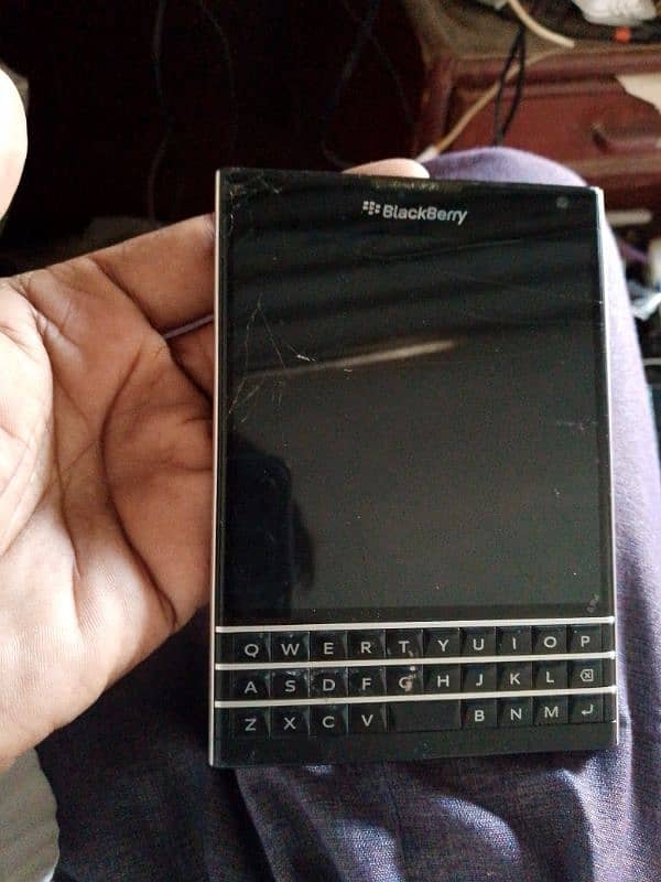 blackberry passport panel 1