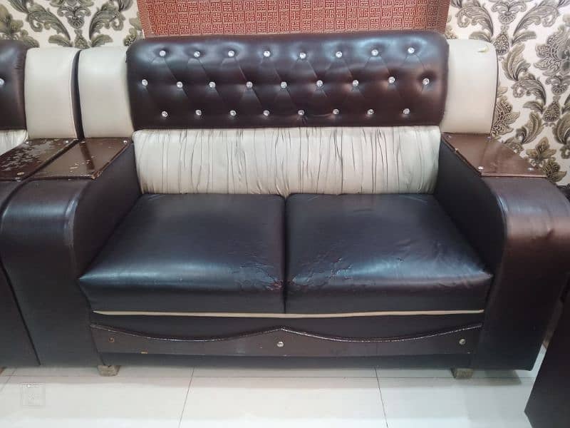 leather sofa 3