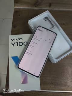 vivo Y 100