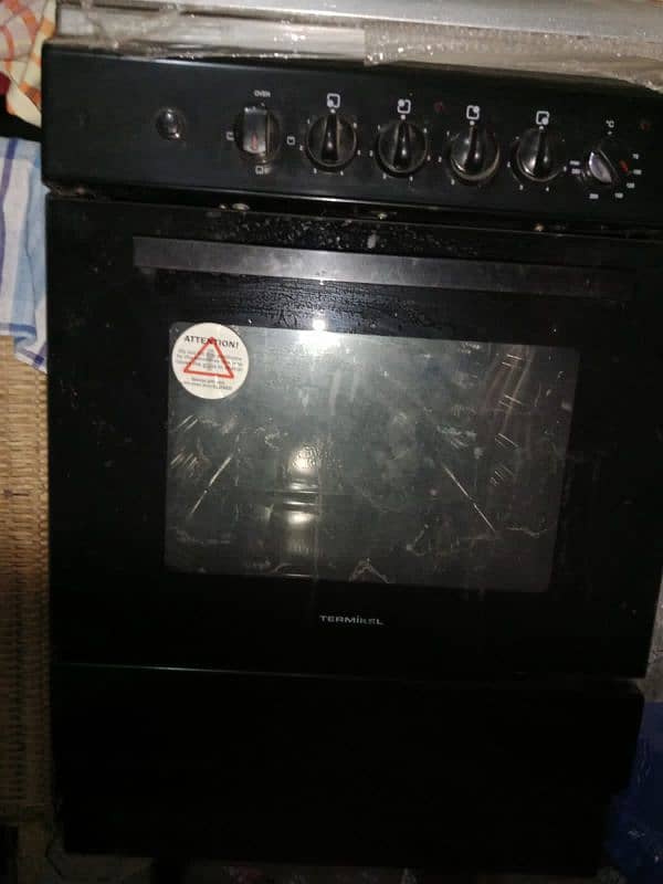 cooking range for sale in very good condition 0