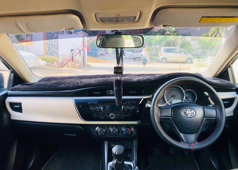 Toyota Corolla XLI 2014 1