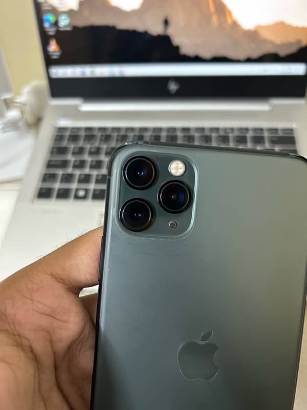 iPhone 11 Pro Max 256GB PTA Approved 0