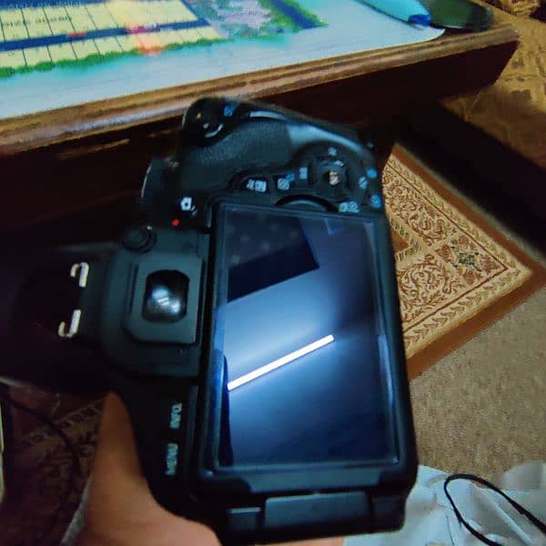 Canon EOS 600D 4