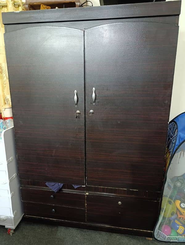 cupboard Almari 0