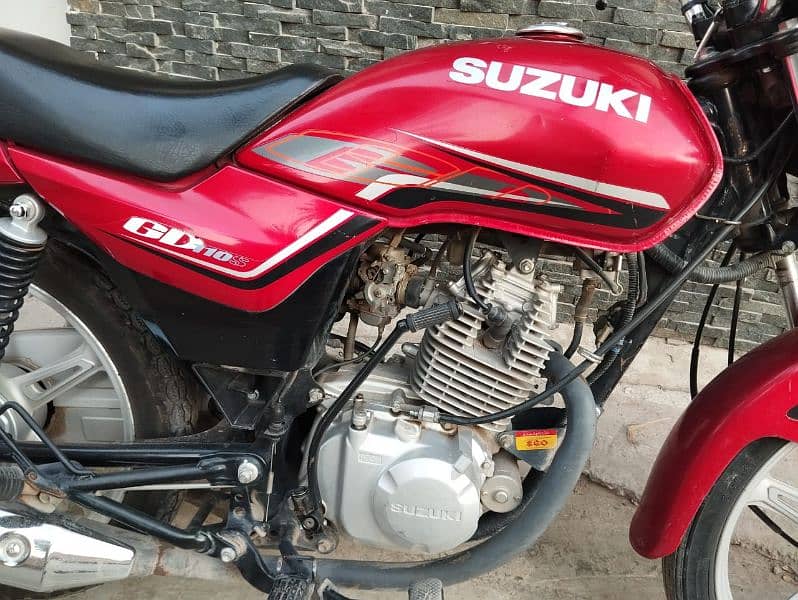 SUZUKI 110 Bike 4