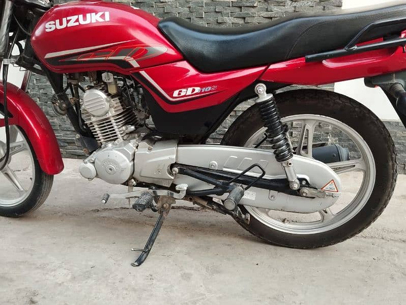 SUZUKI 110 Bike 7