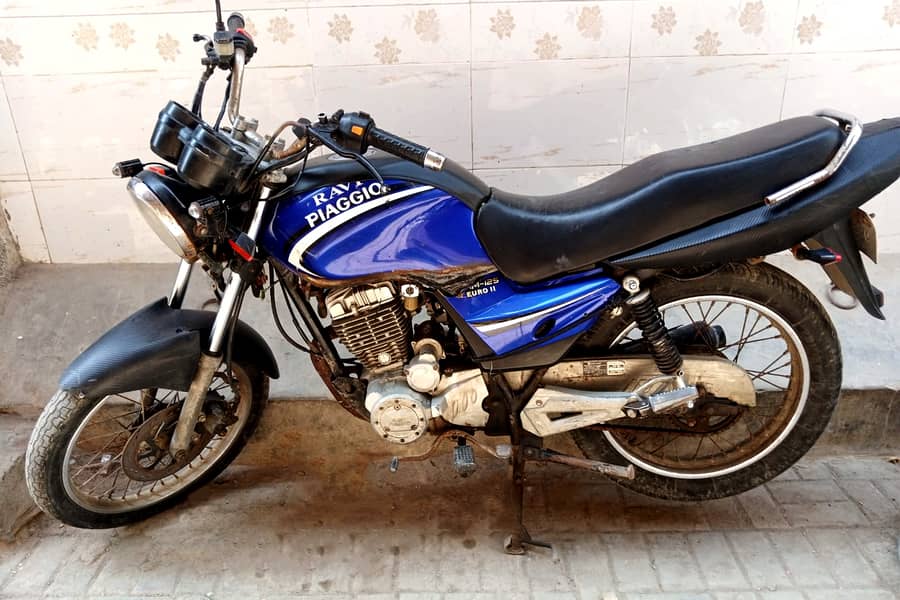 Ravi piaggio 125cc storm 2014 Model 1