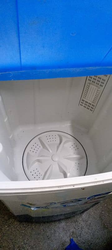 washing machine in good condition 2