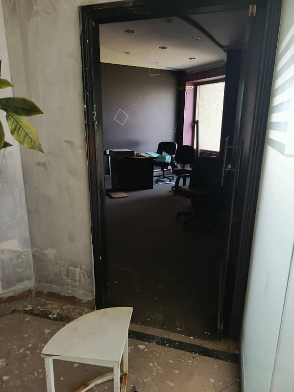 2000 square ft. commercial office available for Rent 7