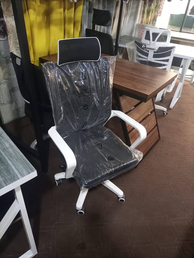 Revolving Chairs/Computer Chair/Executive Chair/Office Chair/Visitor 6