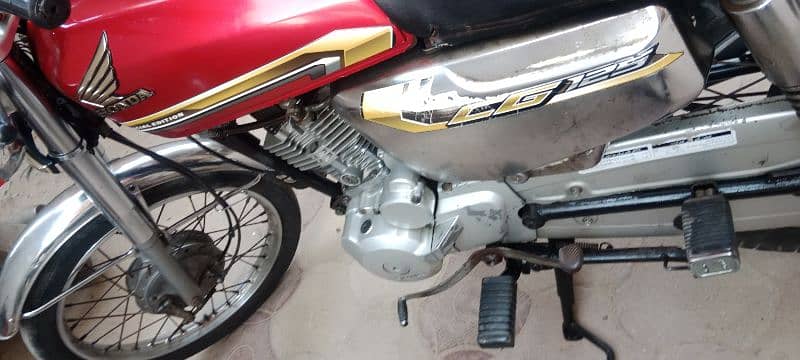 Honda 125 special edition 12