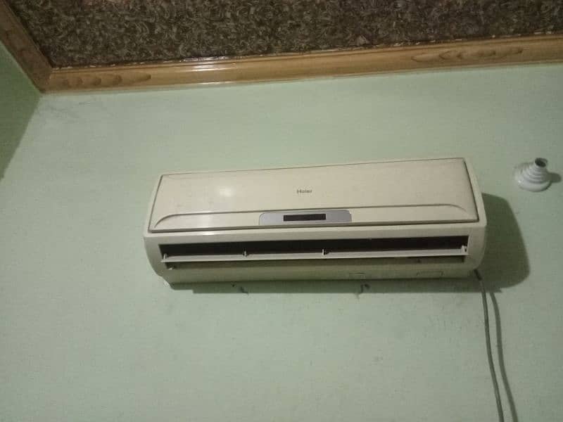 1 Ton Haier ac 03052856467 0