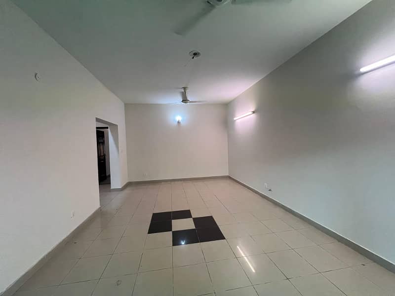 Facing Park 12-Marla 04-Bedroom House Is Available For Rent In Sector-A, Askari-11, Lahore 4