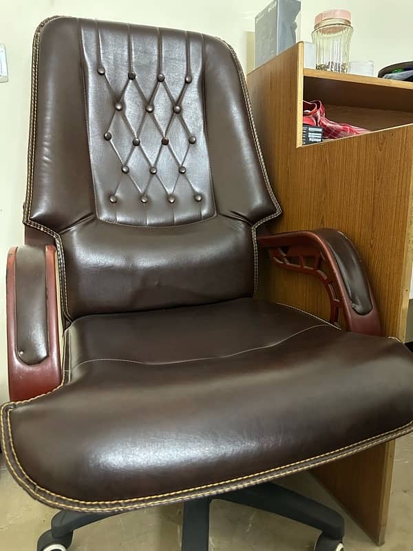 Brown rexine leather office chair 4