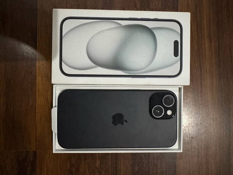 IPhone 15 128gb full sim time available 1