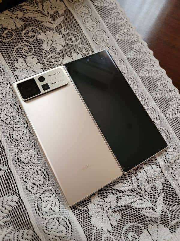 Xiaomi Mix Fold 2 1