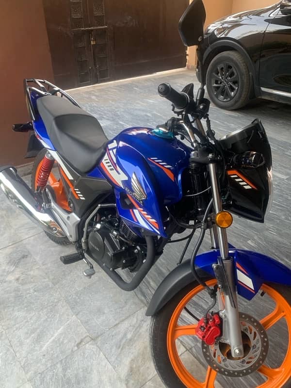 CB150F for sale brand new condition 7