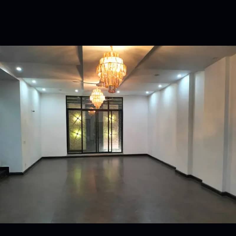 10 Marla House For Sale In Paragon City Lahore 1