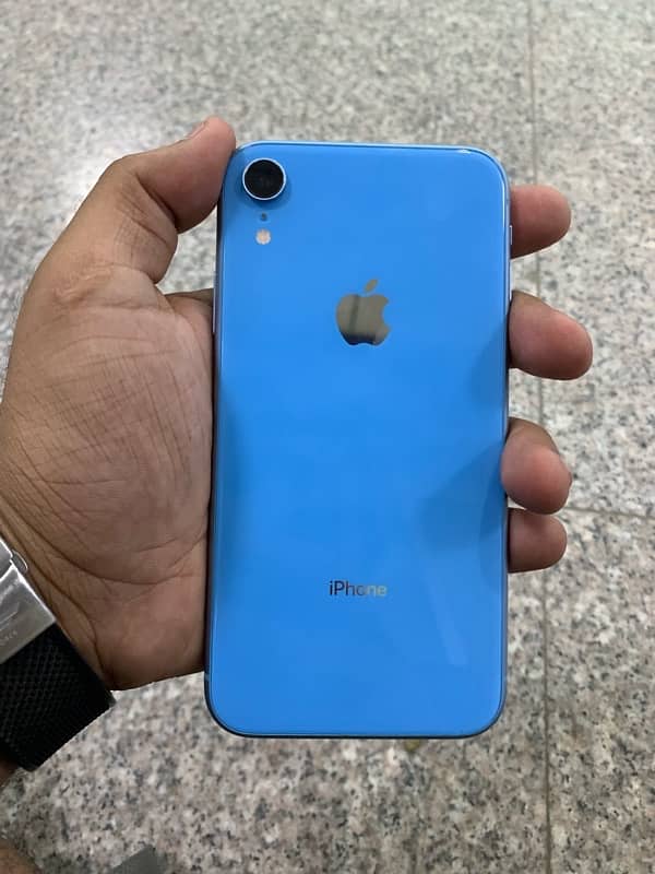 IPHONE XR 64gb JV 0