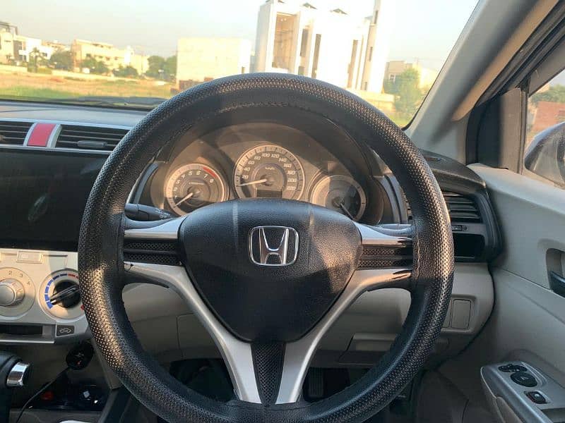 Honda City IVTEC 2018 automatic 3