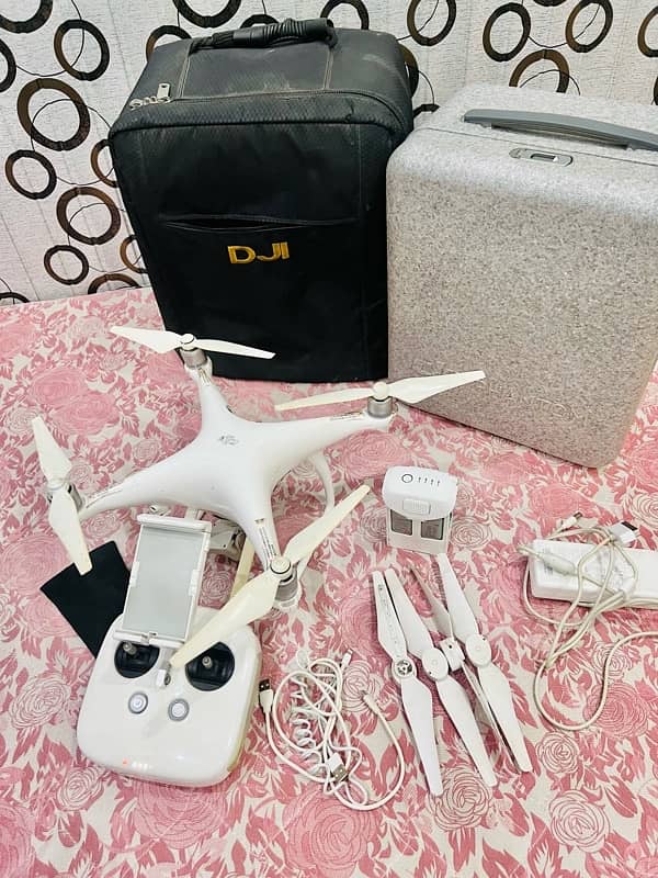 DJI Phantom 4 Drone 14