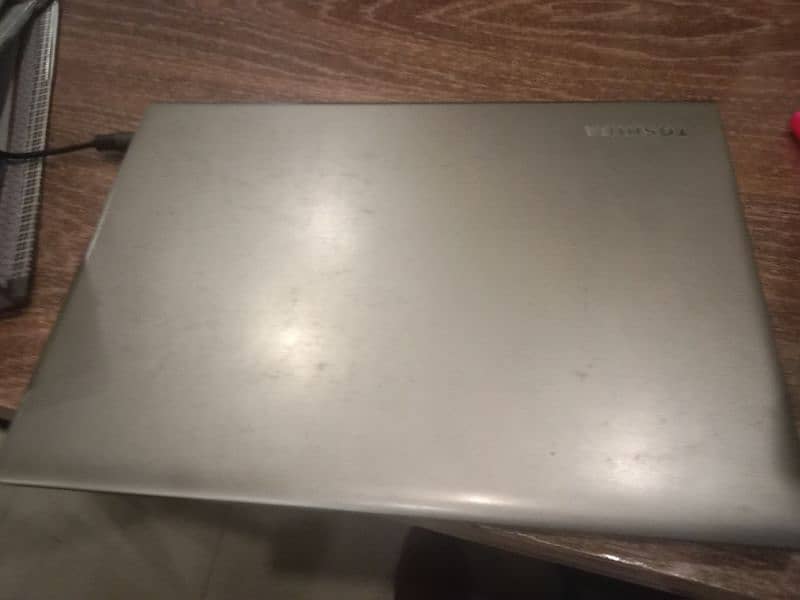 Toshiba laptop good condition 3