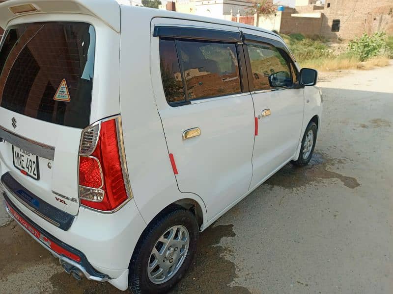 Suzuki Wagon R 2018 7