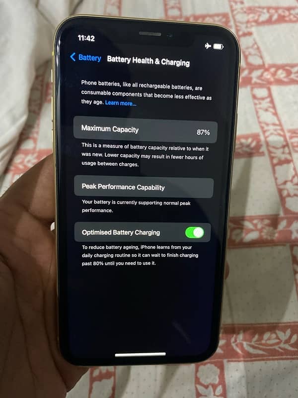 IPHONE XR JV  87 Health 2