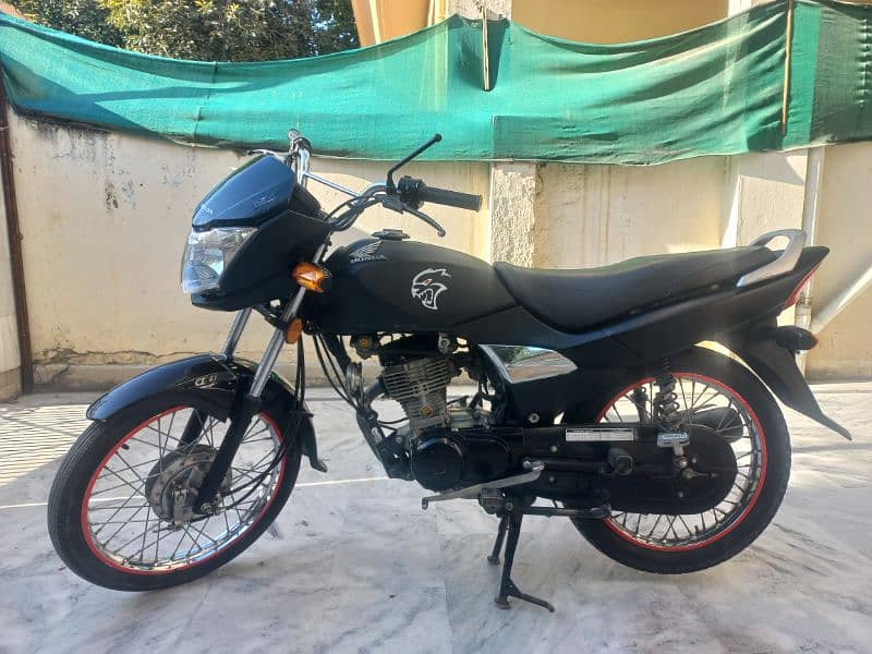 Honda 125 Dream 0