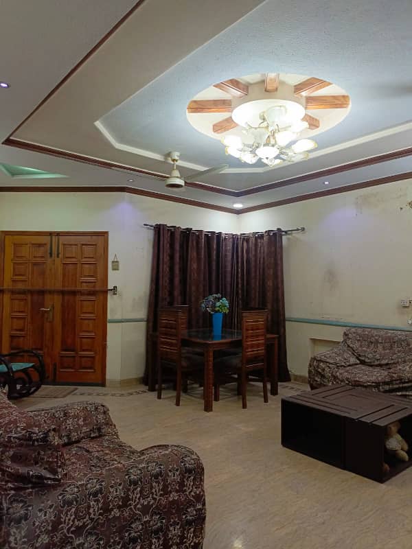 CAPITAL GROUP OFFER 10 MARLA {ORIGINAL PICTURES} GOOD LOCATION HOUSE FOR SALE WITH 4 BEDROOMS IN DHA PHASE 4. 15