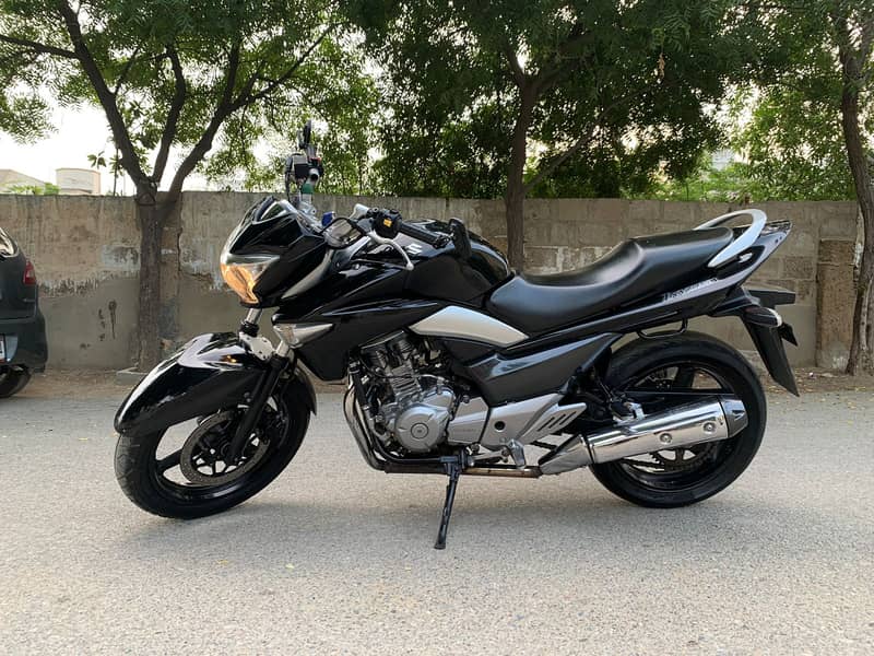 Black Beauty Suzuki Inazuma Up For Sale 3