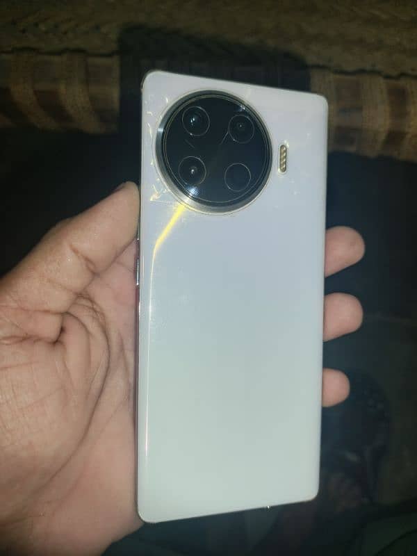 Tecno Spark 20 Pro Plus 8 256 0