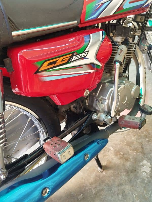 Honda CG125 2023 4