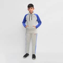 kids treaksuit