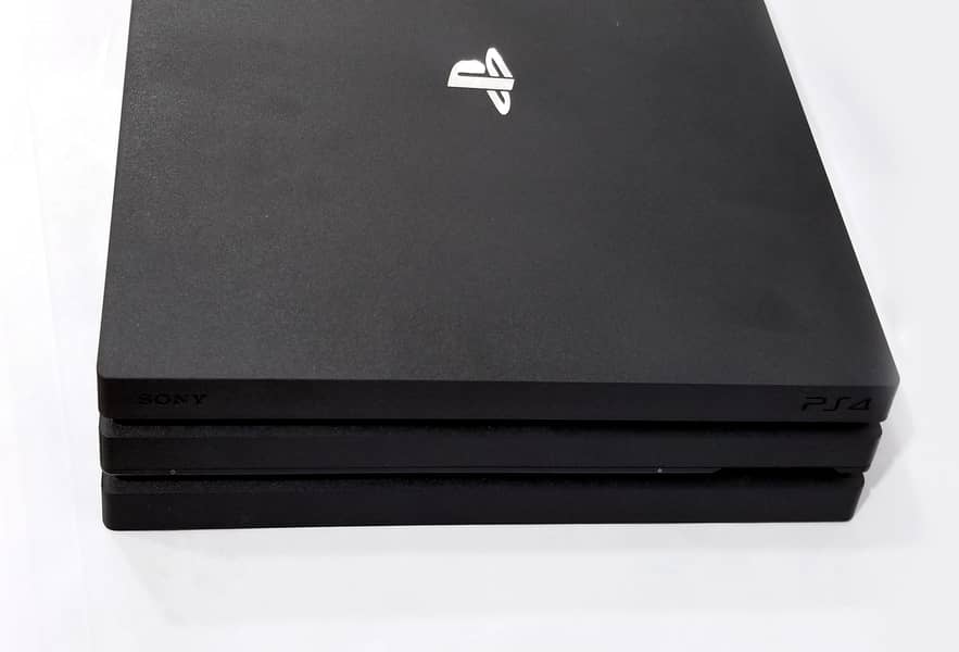 PS4 Pro 1TB (7215B Series) 7