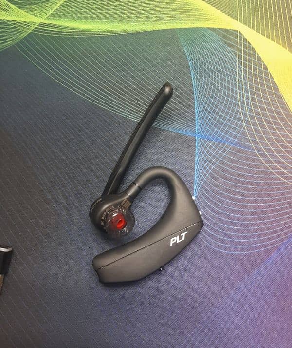 plantronics bluetooth headset voyager 5200uc 1