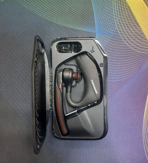 plantronics bluetooth headset voyager 5200uc 4