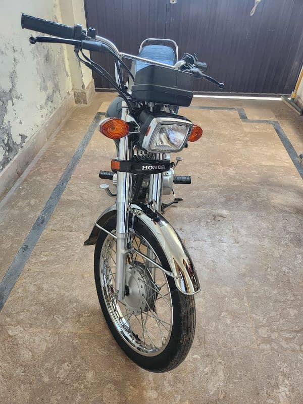 Honda cg 125 special edition 10/10 condition 7