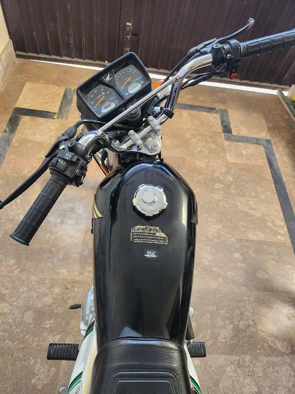 Honda cg 125 special edition 10/10 condition 9