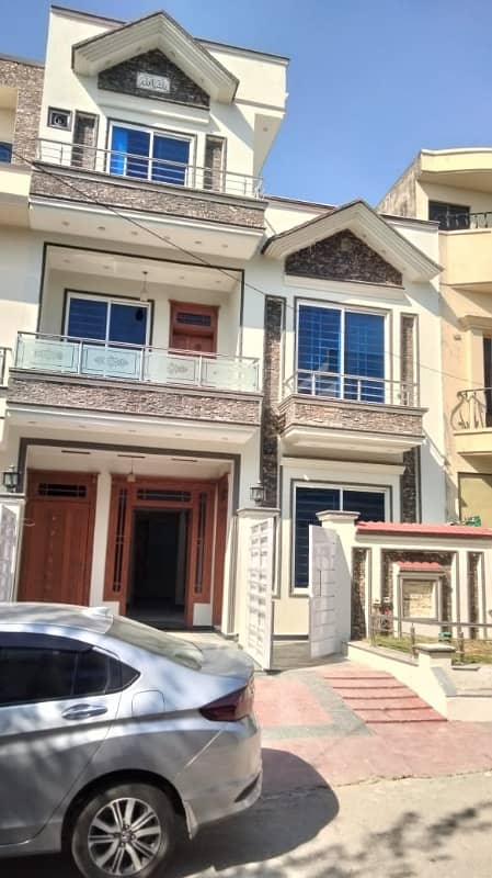 5 MARLA BRAND NEW HOUSE FOR SALE G-13/1 ISLAMABAD ALL FACILITY AVB 0